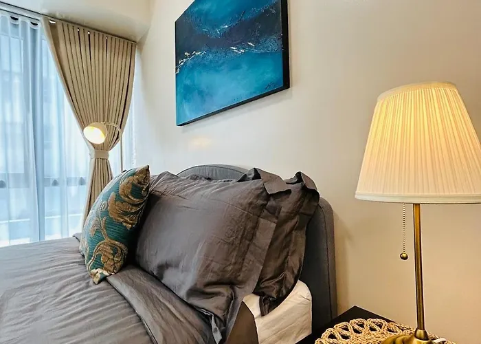Aparthotel Casa Haraya Urban - Walking Distance To Naia Terminal 3 Newport With 500mbps Wifi And Free Netflix Access Manila
