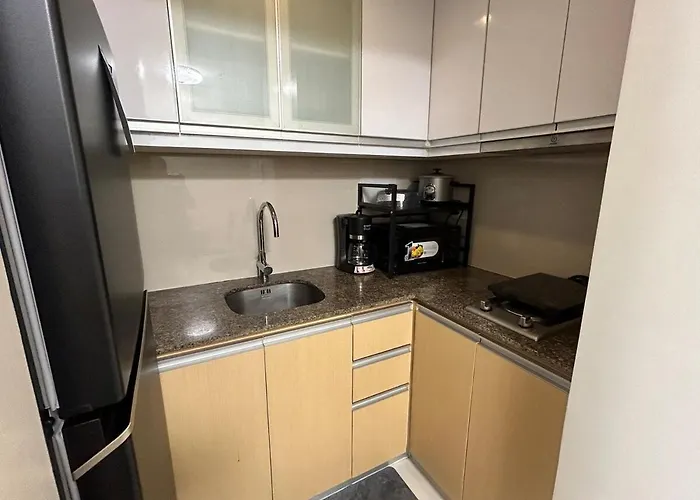 Casa Haraya Urban - Walking Distance To Naia Terminal 3 Newport With 500mbps Wifi And Free Netflix Access