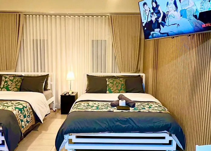 Casa Haraya Urban - Walking Distance To Naia Terminal 3 Newport With 500mbps Wifi And Free Netflix Access 4*